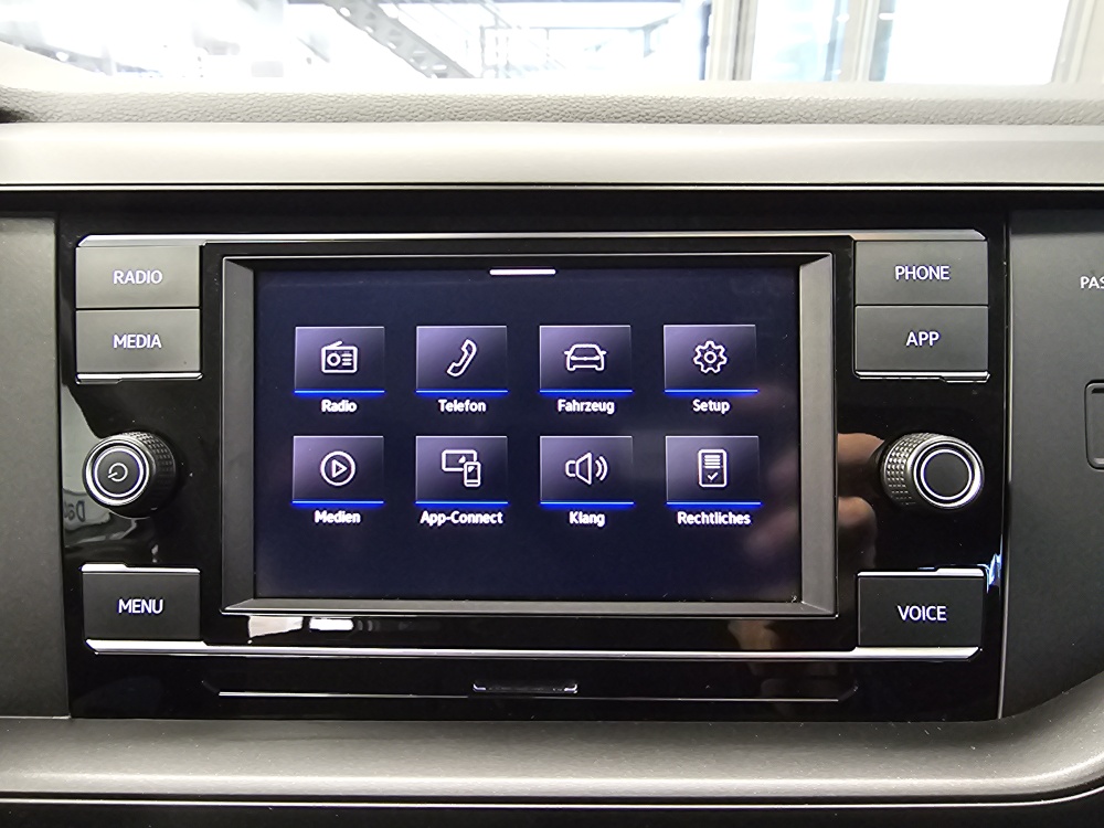 VW Polo bei Hoffmann Automobile in Wolfsburg kaufen und sofort mitnehmen - Bild 8