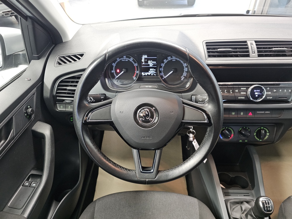 Skoda Fabia bei Hoffmann Automobile in Wolfsburg kaufen und sofort mitnehmen - Bild 10