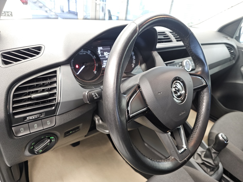 Skoda Fabia bei Hoffmann Automobile in Wolfsburg kaufen und sofort mitnehmen - Bild 11