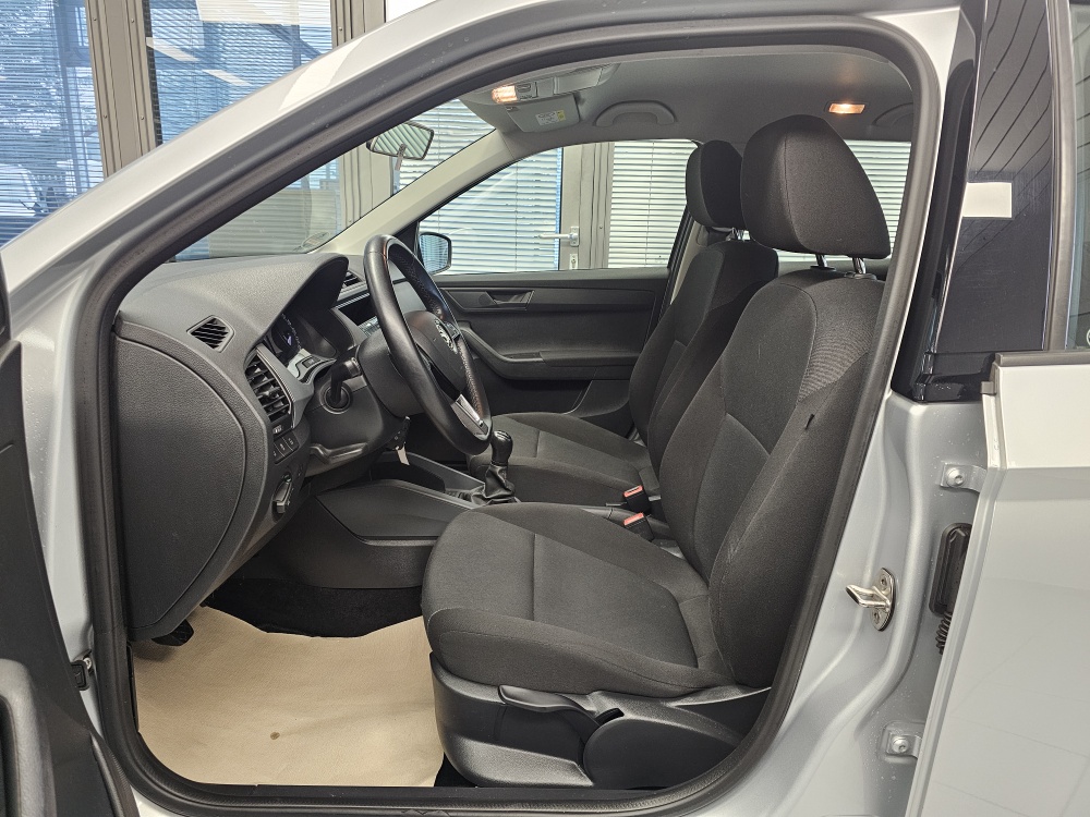 Skoda Fabia bei Hoffmann Automobile in Wolfsburg kaufen und sofort mitnehmen - Bild 12