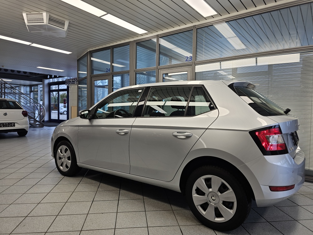 Skoda Fabia bei Hoffmann Automobile in Wolfsburg kaufen und sofort mitnehmen - Bild 14
