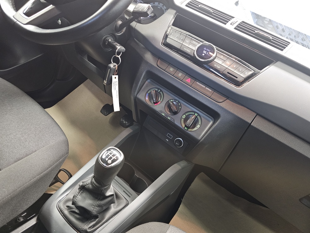 Skoda Fabia bei Hoffmann Automobile in Wolfsburg kaufen und sofort mitnehmen - Bild 6