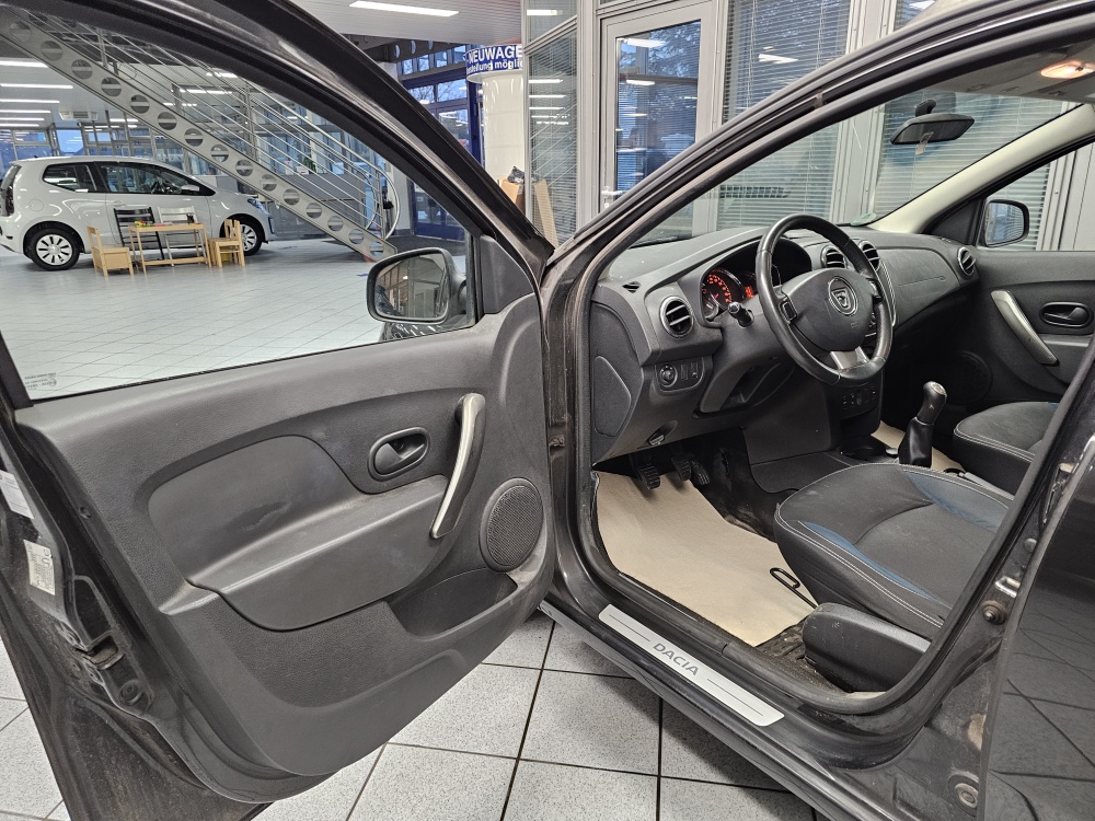 Dacia Logan MCV bei Hoffmann Automobile in Wolfsburg kaufen und sofort mitnehmen - Bild 15