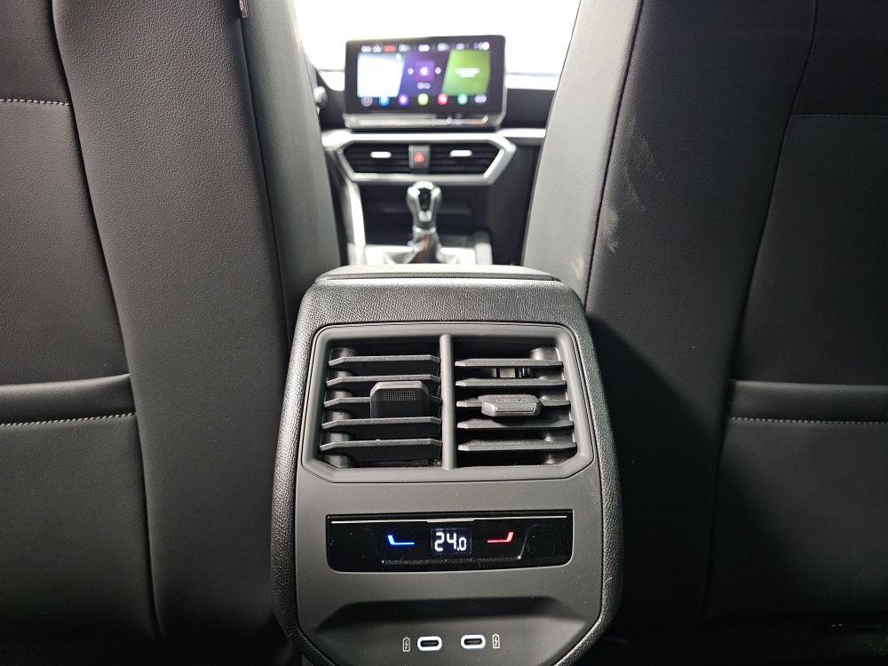 Seat Leon bei Hoffmann Automobile in Wolfsburg kaufen und sofort mitnehmen - Bild 7