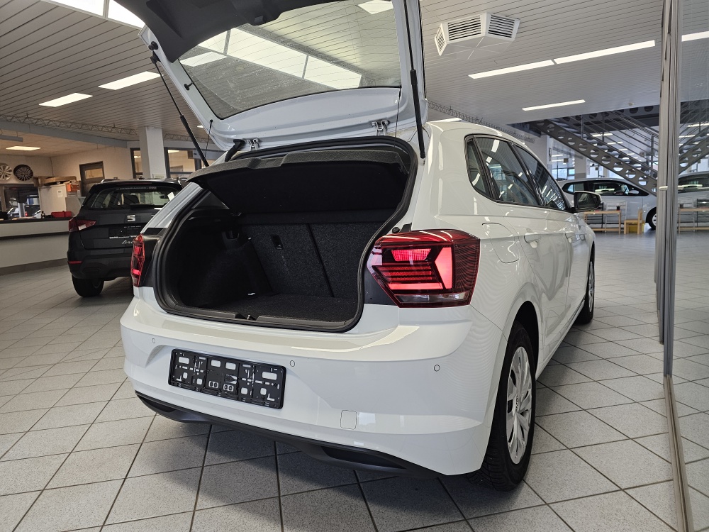 VW Polo bei Hoffmann Automobile in Wolfsburg kaufen und sofort mitnehmen - Bild 2