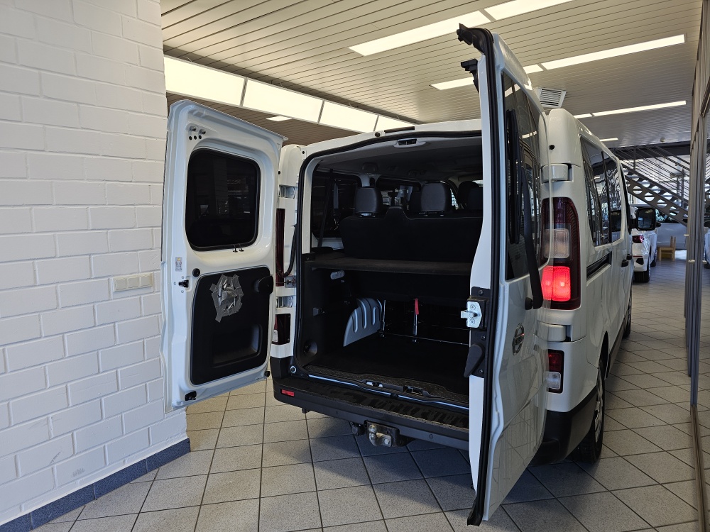 Nissan NV300 bei Hoffmann Automobile in Wolfsburg kaufen und sofort mitnehmen - Bild 2