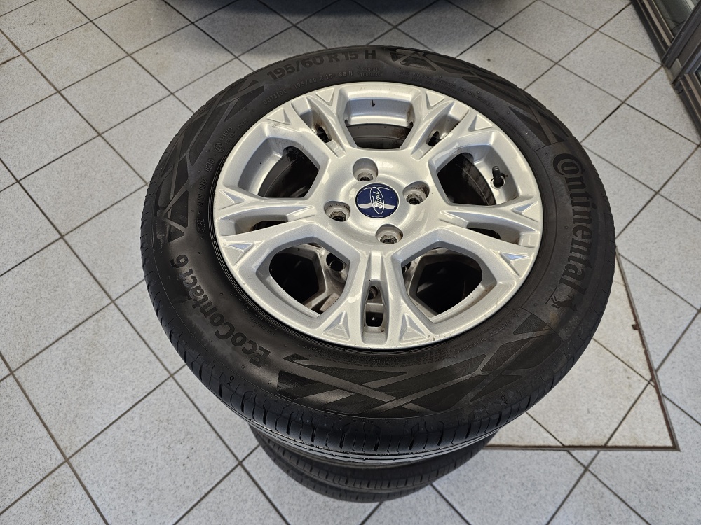 Ford B-Max  bei Hoffmann Automobile in Wolfsburg kaufen und sofort mitnehmen - Bild 4