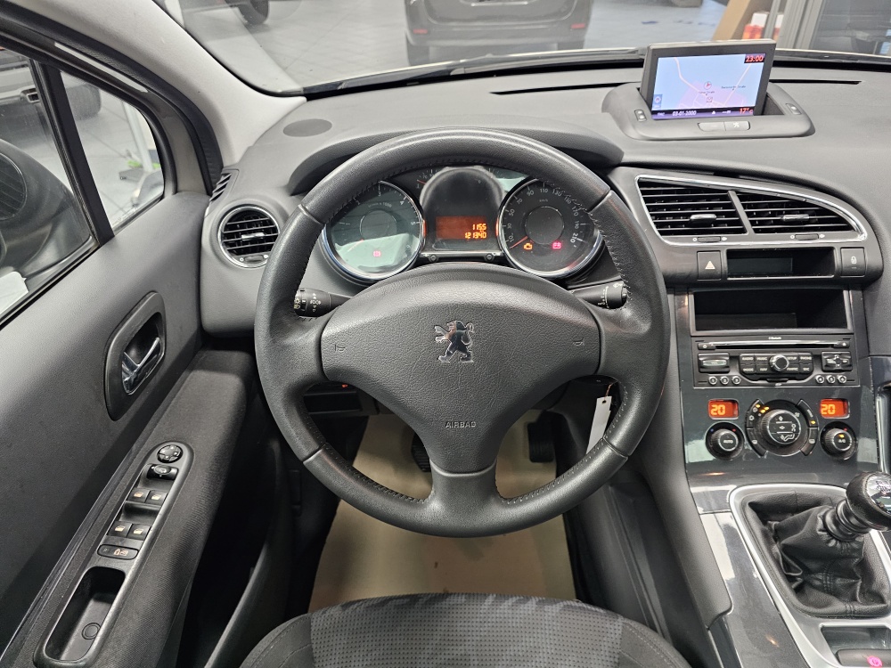 Peugeot 3008  bei Hoffmann Automobile in Wolfsburg kaufen und sofort mitnehmen - Bild 20