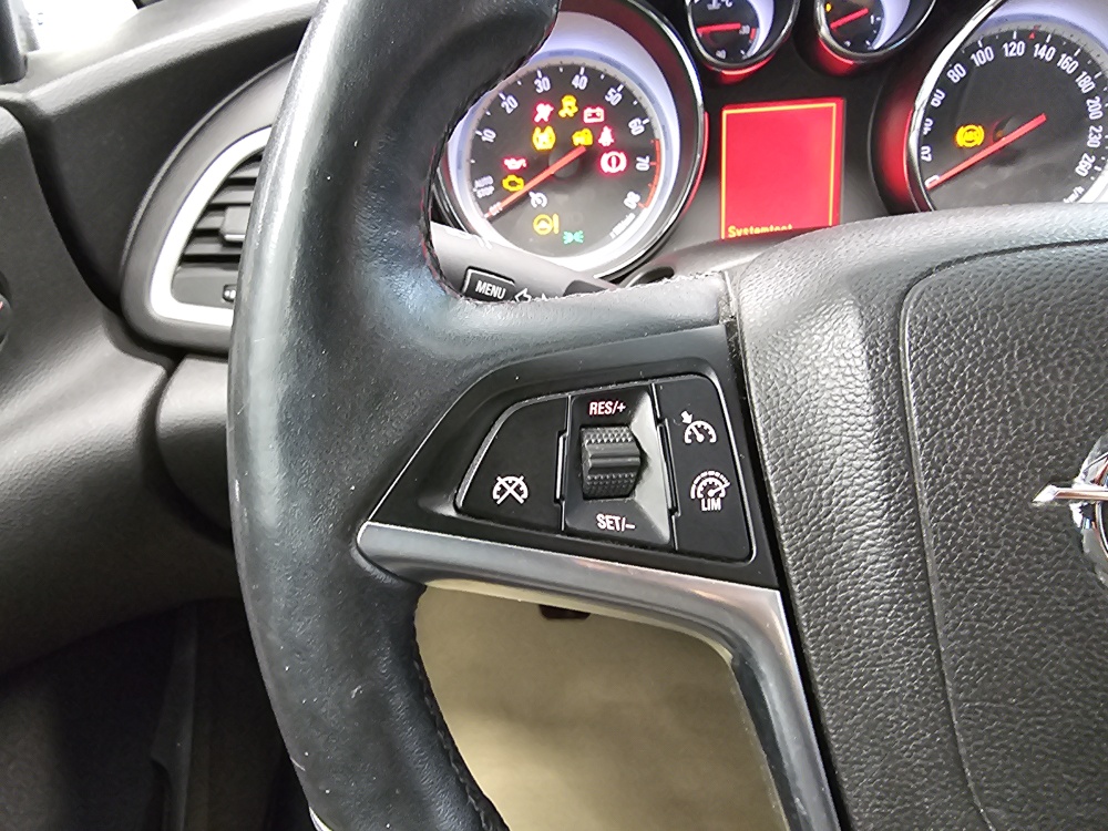 Opel Astra GTC  bei Hoffmann Automobile in Wolfsburg kaufen und sofort mitnehmen - Bild 13