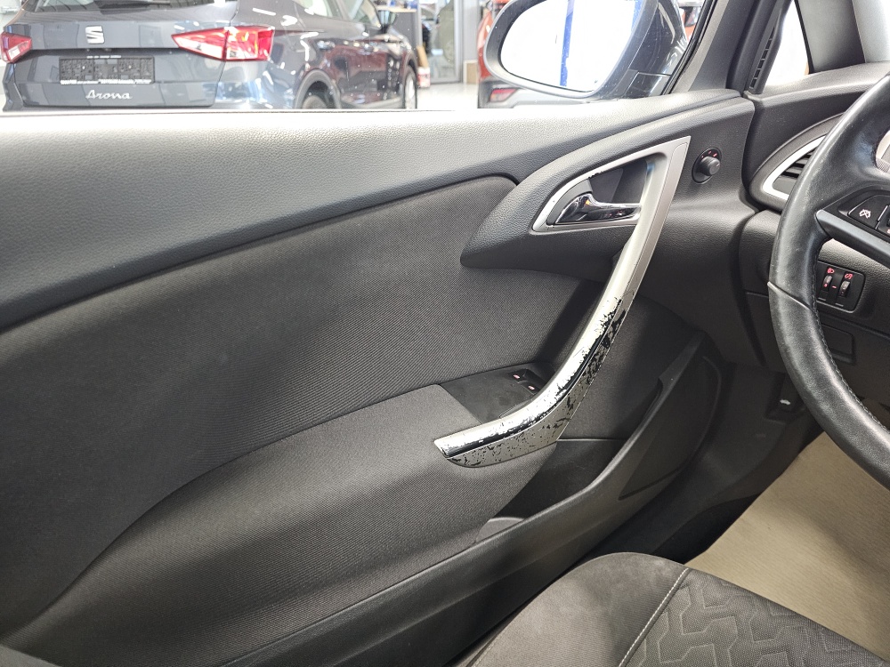 Opel Astra GTC  bei Hoffmann Automobile in Wolfsburg kaufen und sofort mitnehmen - Bild 14