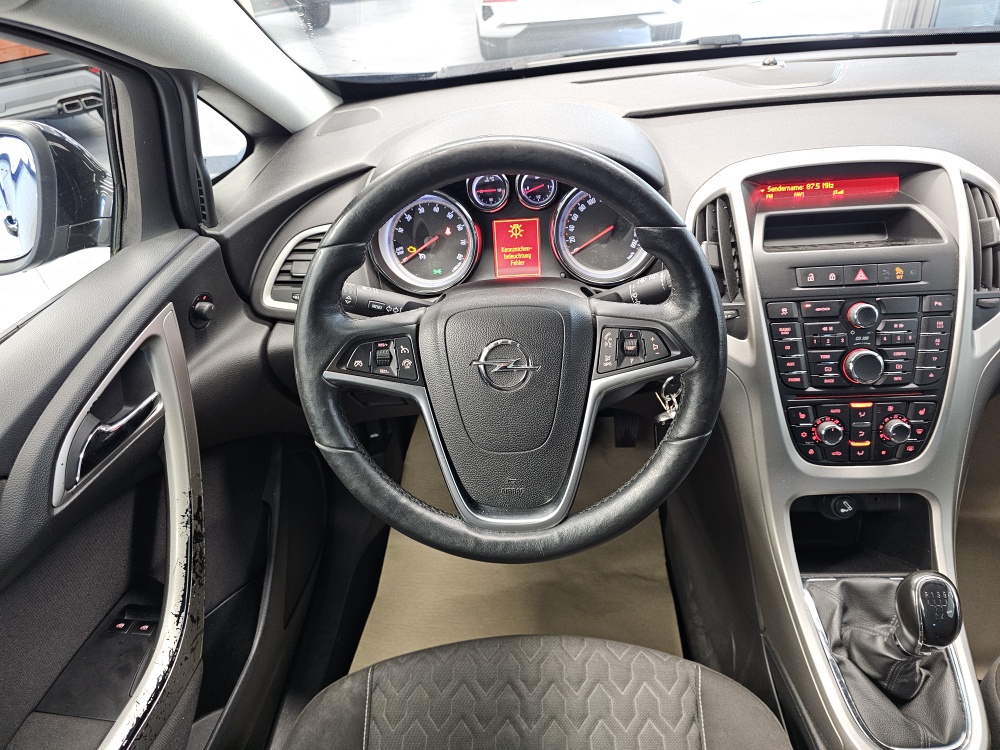 Opel Astra GTC  bei Hoffmann Automobile in Wolfsburg kaufen und sofort mitnehmen - Bild 15