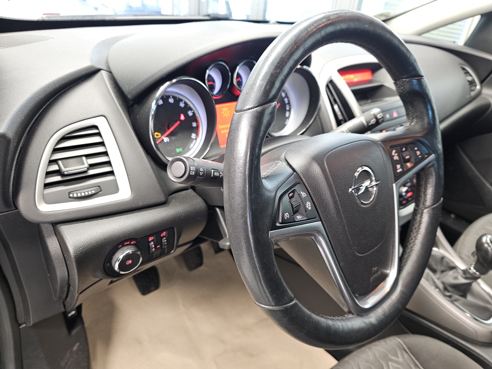 Opel Astra GTC  bei Hoffmann Automobile in Wolfsburg kaufen und sofort mitnehmen - Bild 16