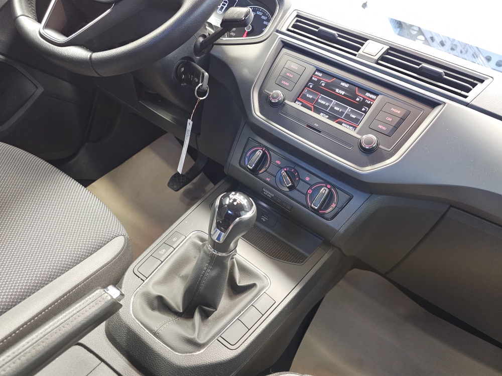 Seat Ibiza bei Hoffmann Automobile in Wolfsburg kaufen und sofort mitnehmen - Bild 6