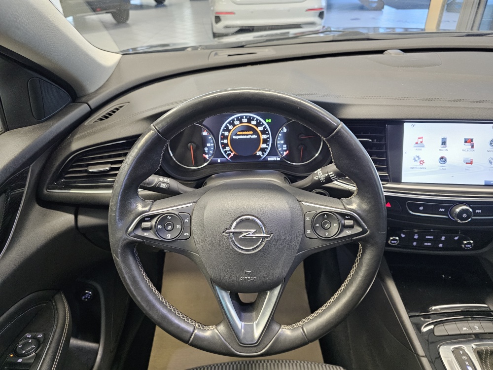 Opel Insignia Sportstourer  bei Hoffmann Automobile in Wolfsburg kaufen und sofort mitnehmen - Bild 23