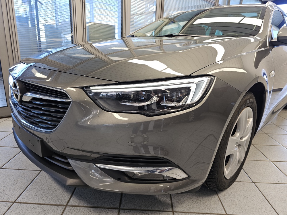 Opel Insignia Sportstourer  bei Hoffmann Automobile in Wolfsburg kaufen und sofort mitnehmen - Bild 28
