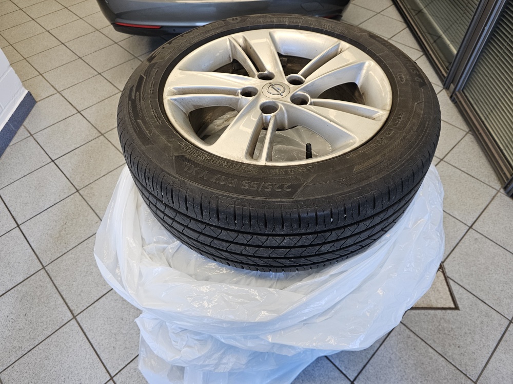 Opel Insignia Sportstourer  bei Hoffmann Automobile in Wolfsburg kaufen und sofort mitnehmen - Bild 5