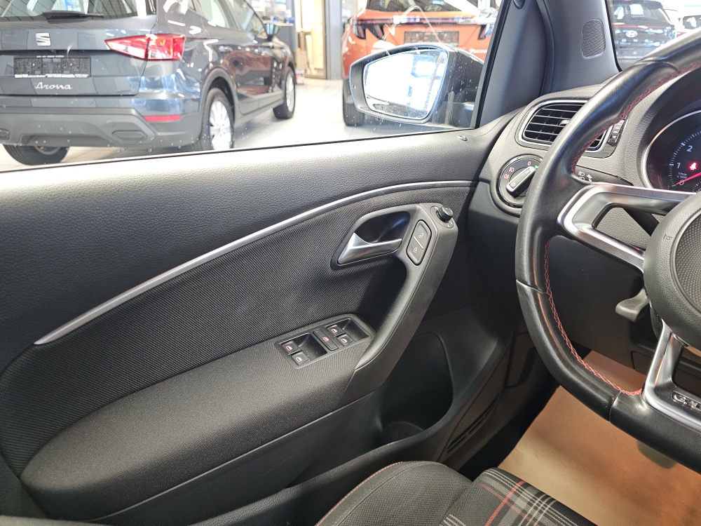 VW Polo bei Hoffmann Automobile in Wolfsburg kaufen und sofort mitnehmen - Bild 15
