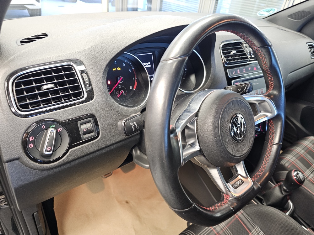 VW Polo bei Hoffmann Automobile in Wolfsburg kaufen und sofort mitnehmen - Bild 17