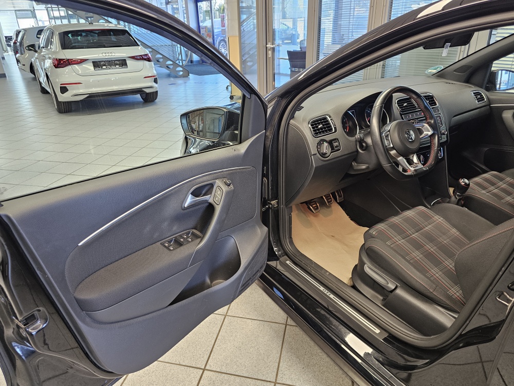 VW Polo bei Hoffmann Automobile in Wolfsburg kaufen und sofort mitnehmen - Bild 19