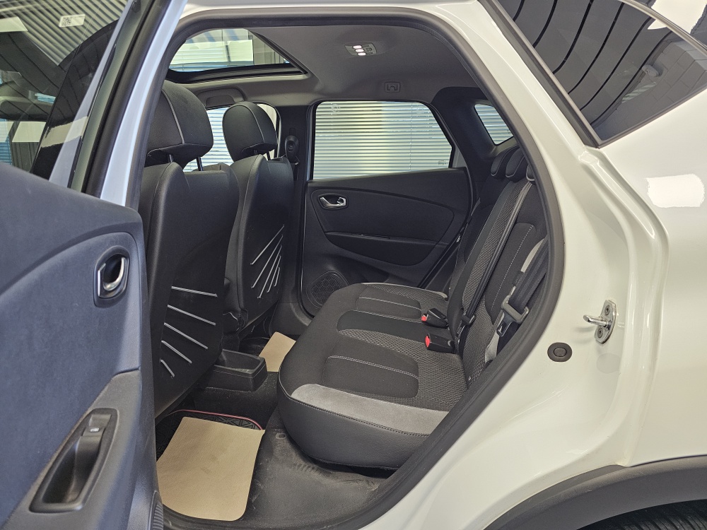 Renault Captur bei Hoffmann Automobile in Wolfsburg kaufen und sofort mitnehmen - Bild 4