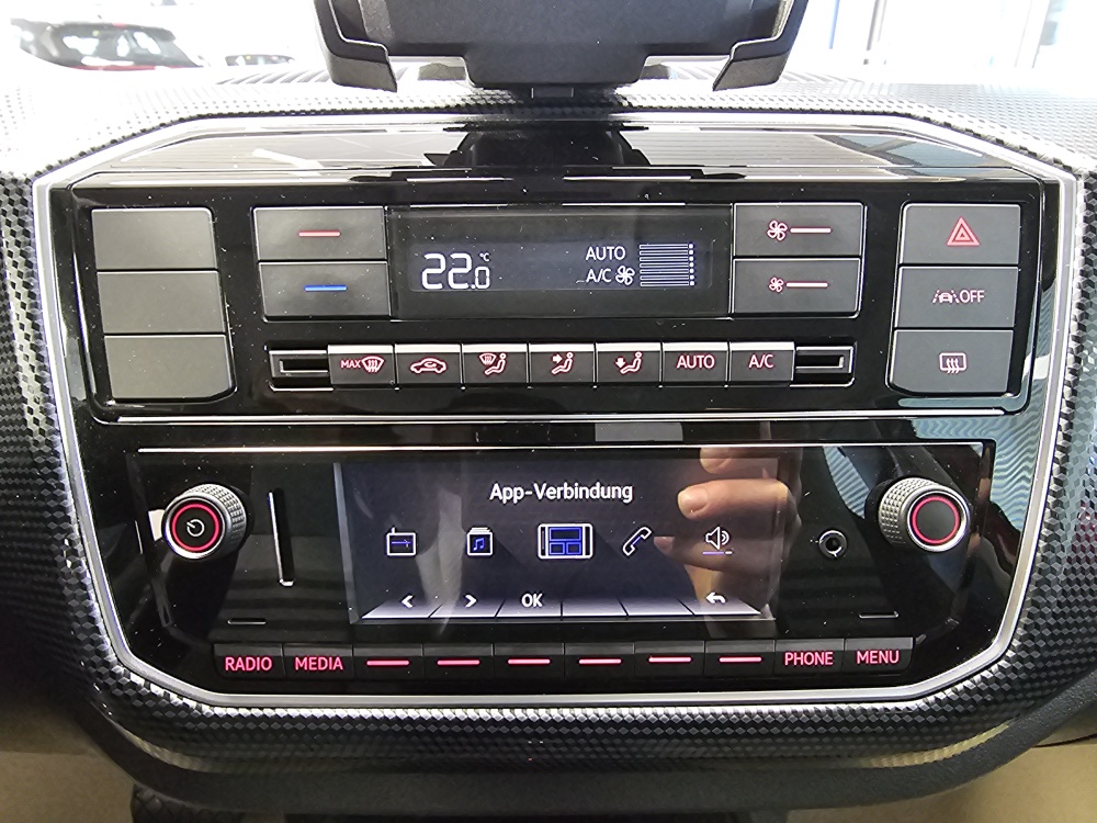 VW e-up!  bei Hoffmann Automobile in Wolfsburg kaufen und sofort mitnehmen - Bild 11