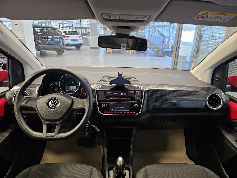 VW e-up!  bei Hoffmann Automobile in Wolfsburg kaufen und sofort mitnehmen - Bild 8
