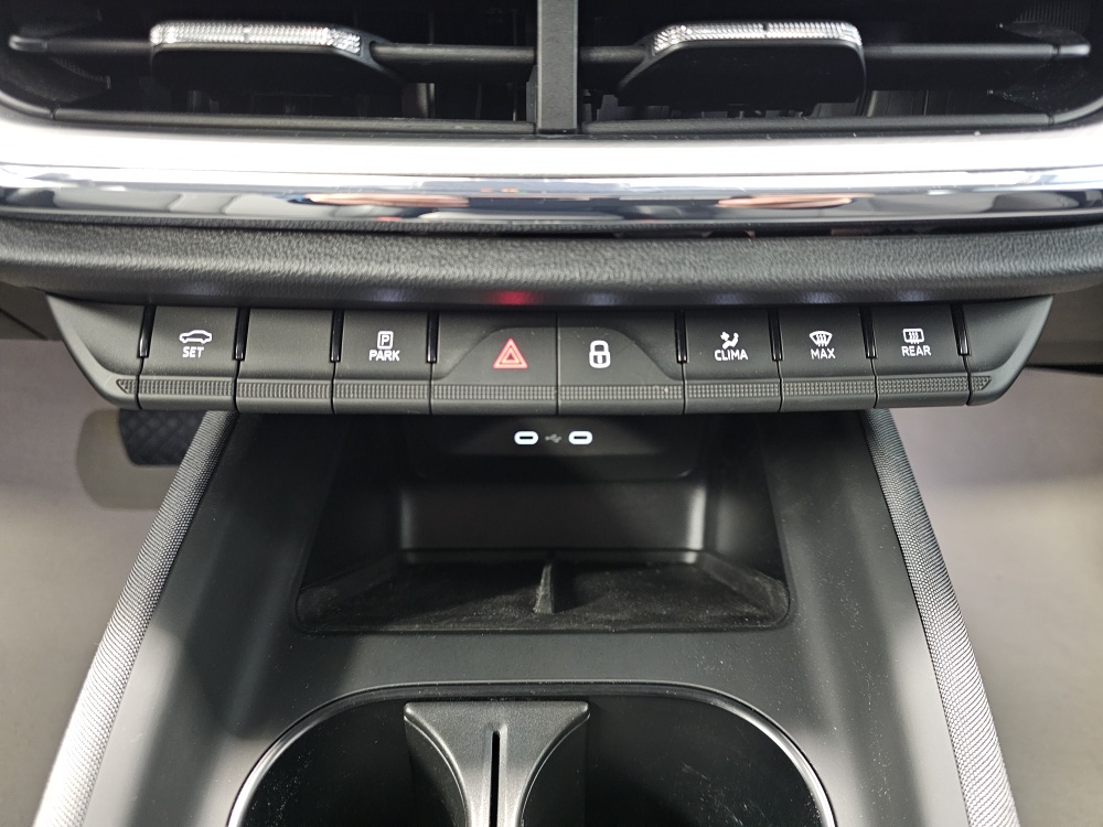 Skoda Enyaq bei Hoffmann Automobile in Wolfsburg kaufen und sofort mitnehmen - Bild 8