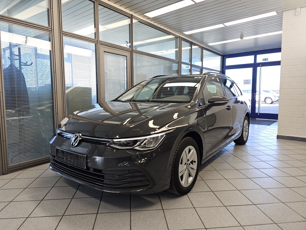 VW Golf Variant Life für nur 18.200,- € bei Hoffmann Automobile in Wolfsburg kaufen und sofort mitnehmen