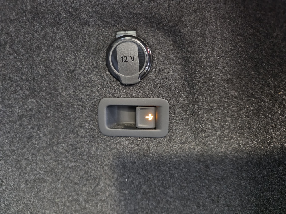 VW Golf Variant bei Hoffmann Automobile in Wolfsburg kaufen und sofort mitnehmen - Bild 3