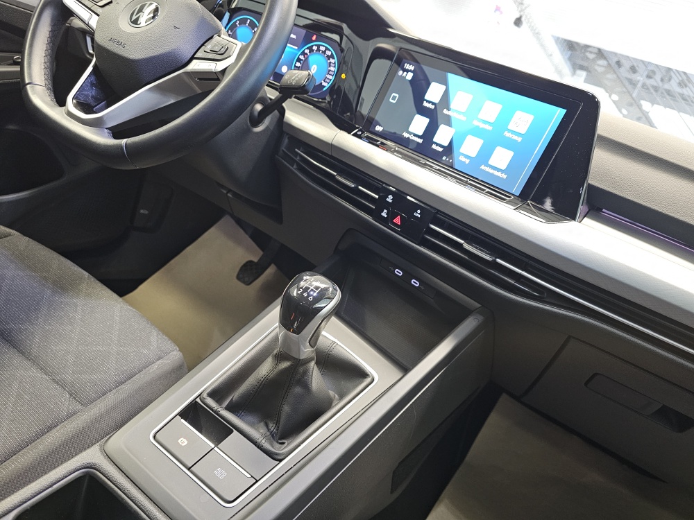 VW Golf Variant bei Hoffmann Automobile in Wolfsburg kaufen und sofort mitnehmen - Bild 9