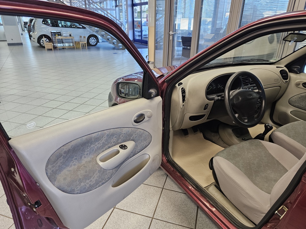 Ford Fiesta bei Hoffmann Automobile in Wolfsburg kaufen und sofort mitnehmen - Bild 13