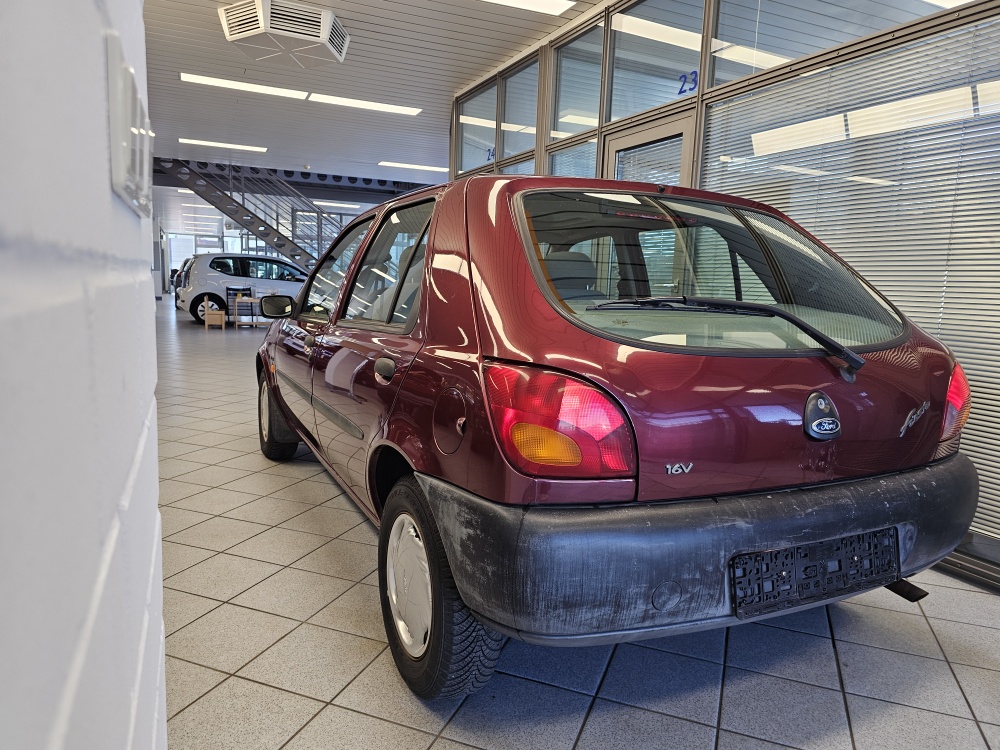 Ford Fiesta bei Hoffmann Automobile in Wolfsburg kaufen und sofort mitnehmen - Bild 3