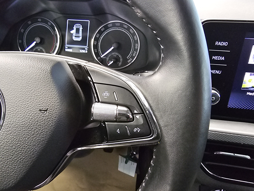 Skoda Kamiq bei Hoffmann Automobile in Wolfsburg kaufen und sofort mitnehmen - Bild 14