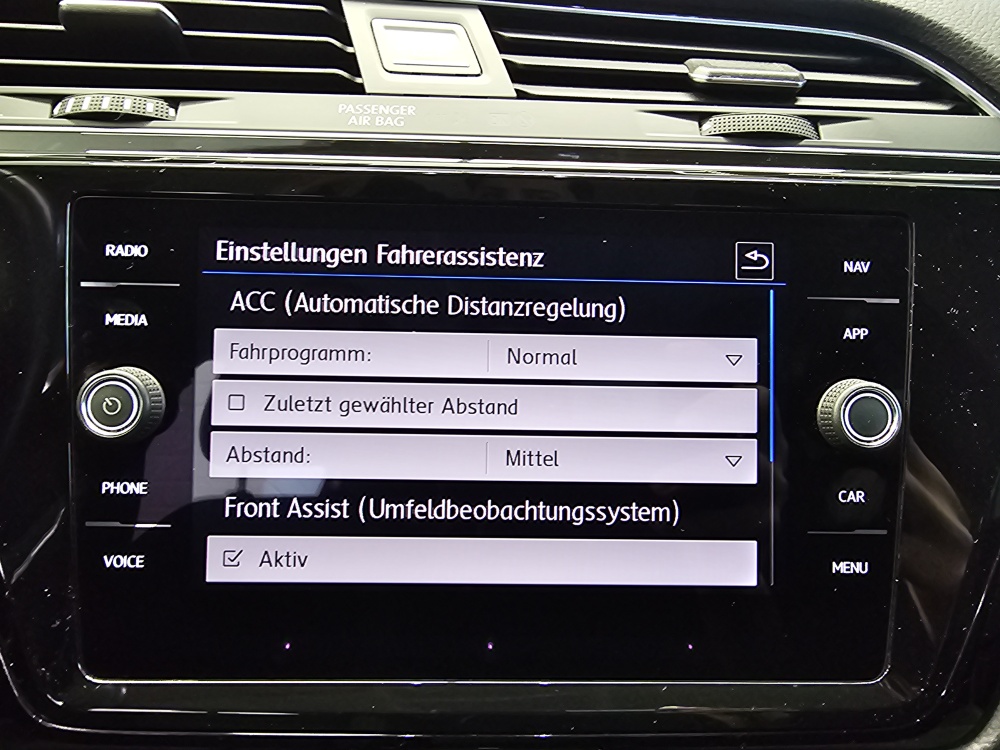 VW Touran  bei Hoffmann Automobile in Wolfsburg kaufen und sofort mitnehmen - Bild 13