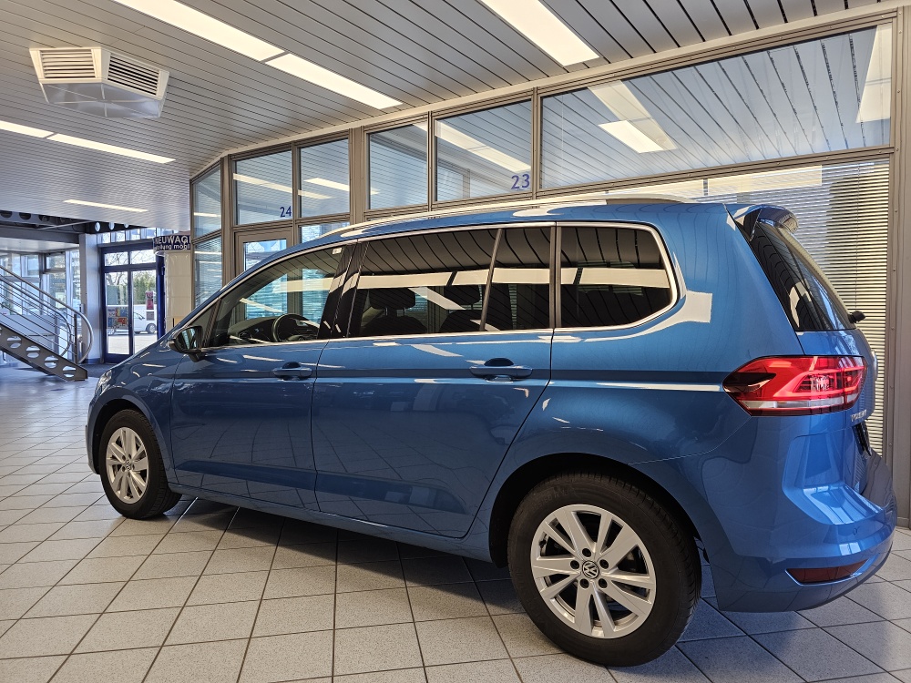 VW Touran  bei Hoffmann Automobile in Wolfsburg kaufen und sofort mitnehmen - Bild 25