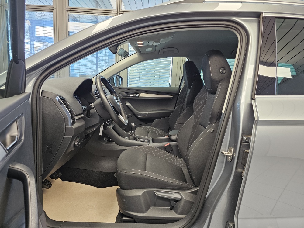 Skoda Karoq  bei Hoffmann Automobile in Wolfsburg kaufen und sofort mitnehmen - Bild 20