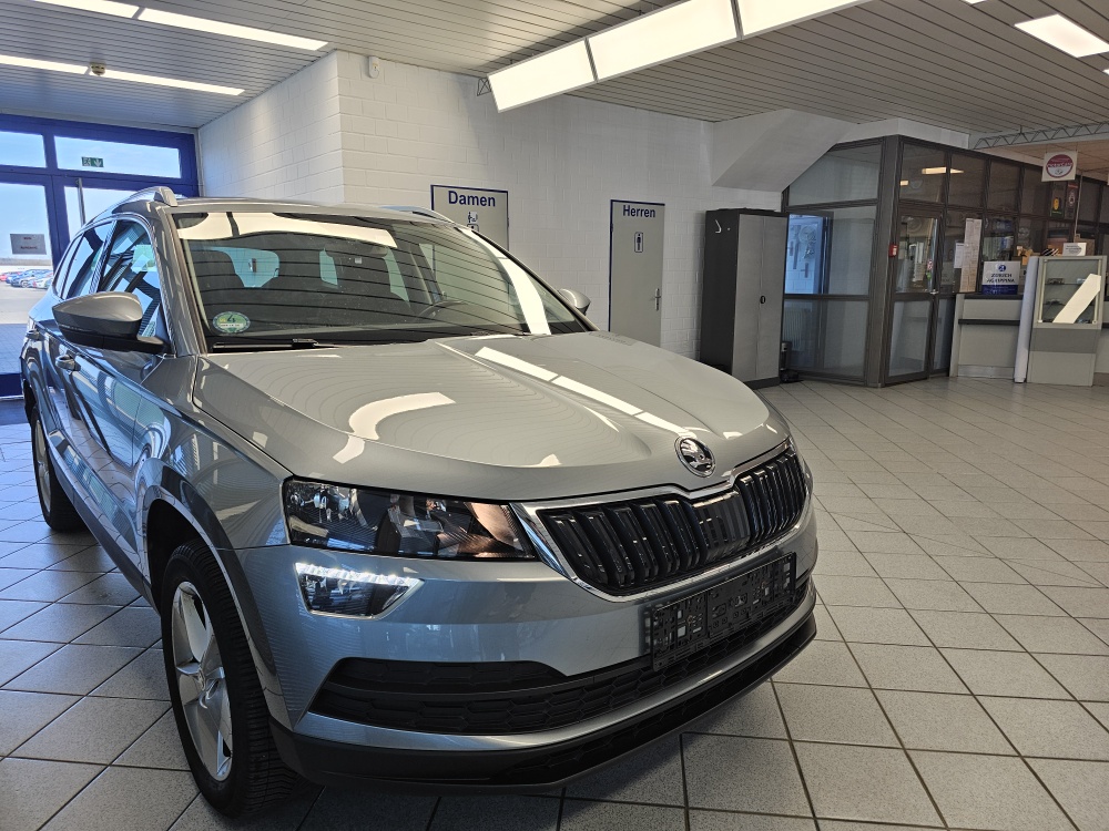 Skoda Karoq  bei Hoffmann Automobile in Wolfsburg kaufen und sofort mitnehmen - Bild 25