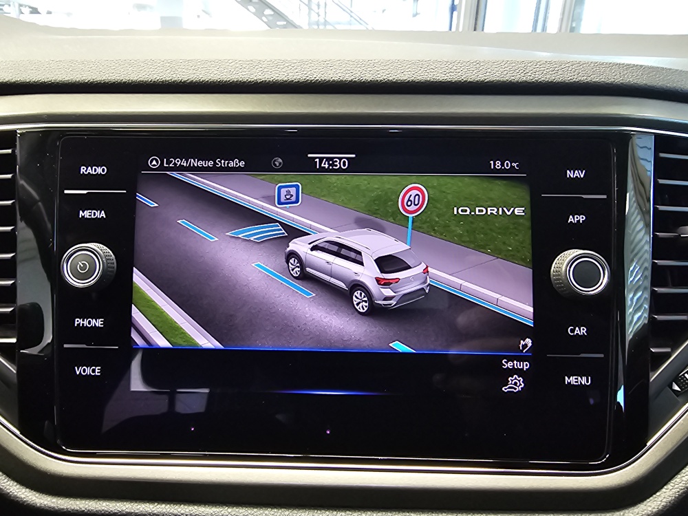 VW T-Roc  bei Hoffmann Automobile in Wolfsburg kaufen und sofort mitnehmen - Bild 14