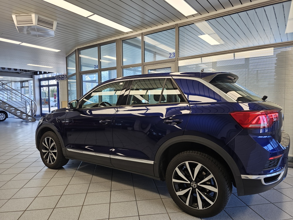 VW T-Roc  bei Hoffmann Automobile in Wolfsburg kaufen und sofort mitnehmen - Bild 23