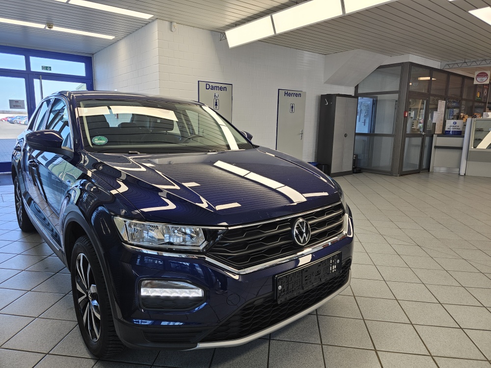 VW T-Roc  bei Hoffmann Automobile in Wolfsburg kaufen und sofort mitnehmen - Bild 26
