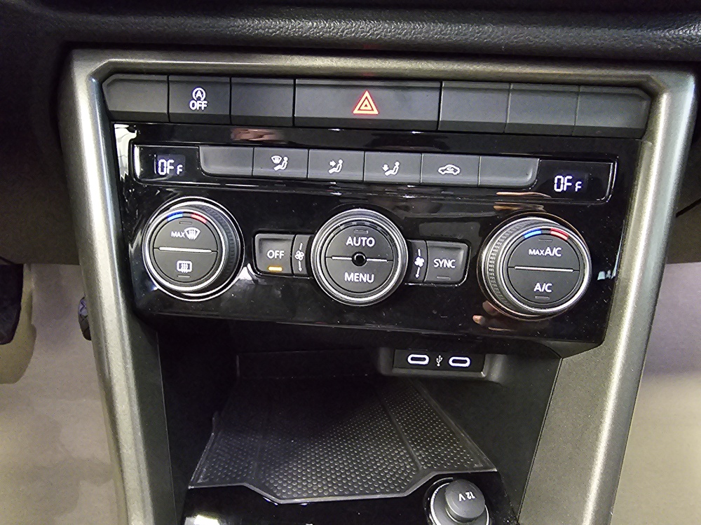 VW T-Roc  bei Hoffmann Automobile in Wolfsburg kaufen und sofort mitnehmen - Bild 7