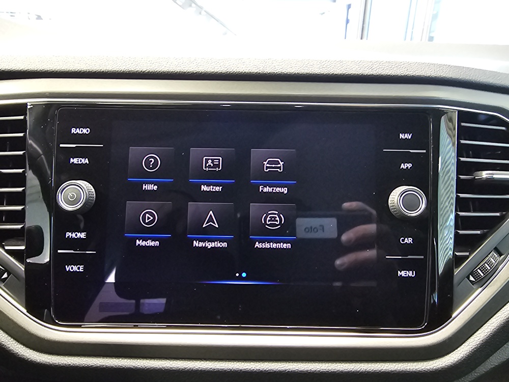 VW T-Roc  bei Hoffmann Automobile in Wolfsburg kaufen und sofort mitnehmen - Bild 9