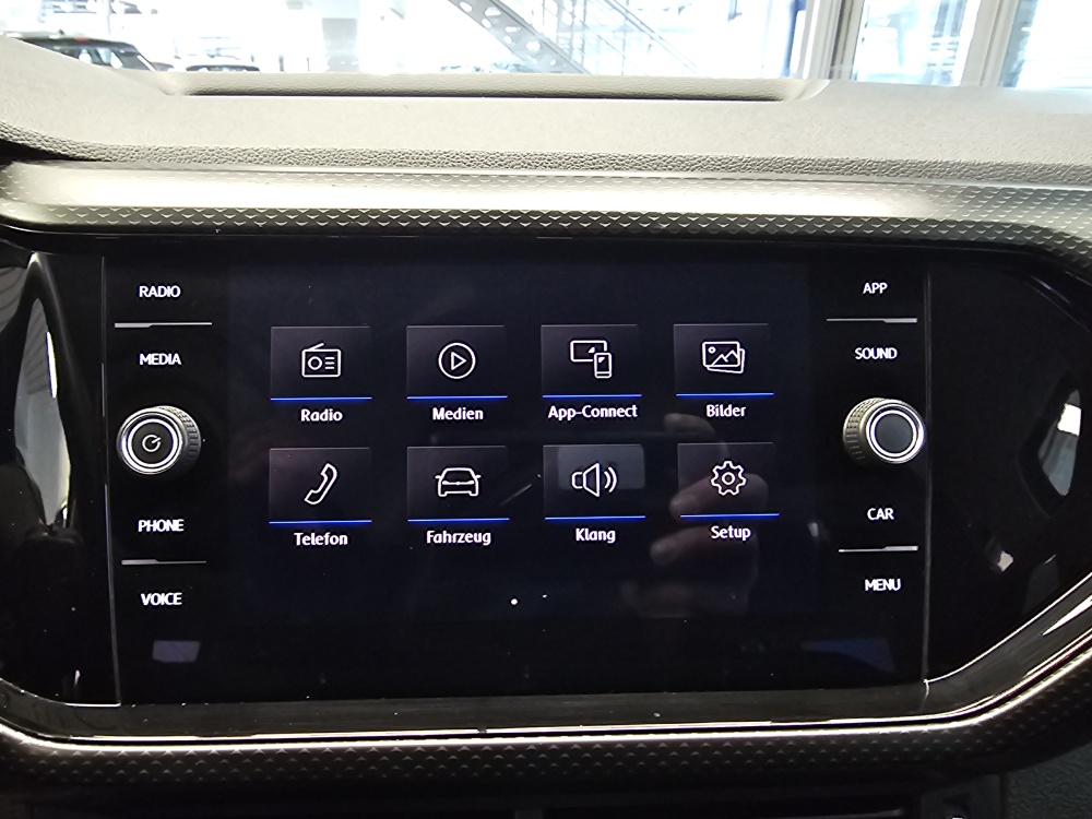 VW T-Cross  bei Hoffmann Automobile in Wolfsburg kaufen und sofort mitnehmen - Bild 10