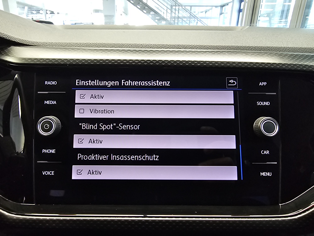 VW T-Cross  bei Hoffmann Automobile in Wolfsburg kaufen und sofort mitnehmen - Bild 16