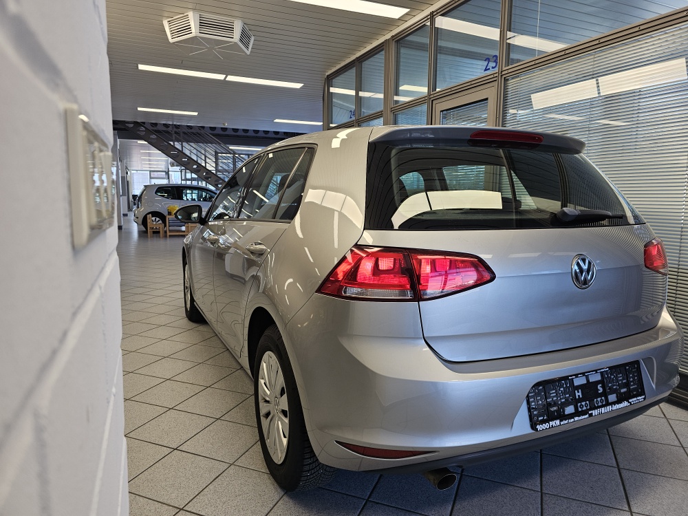 VW Golf  bei Hoffmann Automobile in Wolfsburg kaufen und sofort mitnehmen - Bild 3
