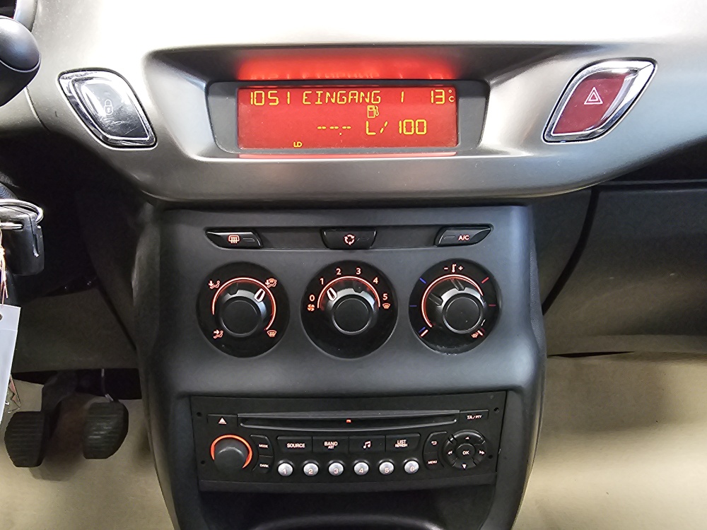 Citroen C3 bei Hoffmann Automobile in Wolfsburg kaufen und sofort mitnehmen - Bild 10