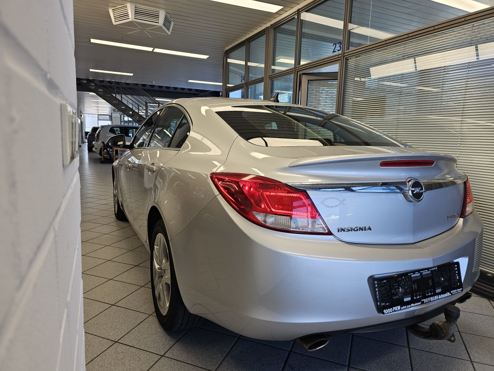 Opel Insignia bei Hoffmann Automobile in Wolfsburg kaufen und sofort mitnehmen - Bild 3