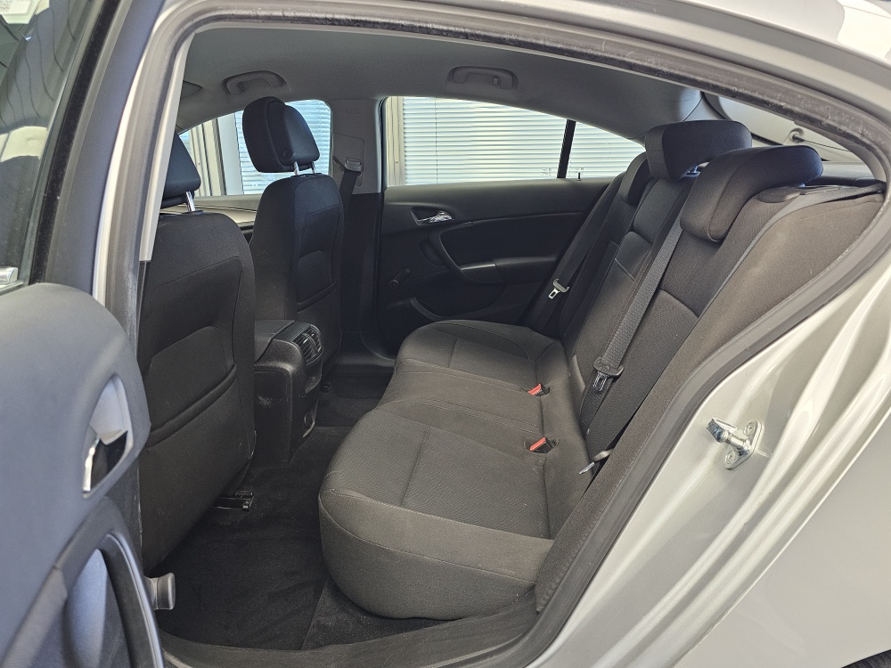 Opel Insignia bei Hoffmann Automobile in Wolfsburg kaufen und sofort mitnehmen - Bild 5