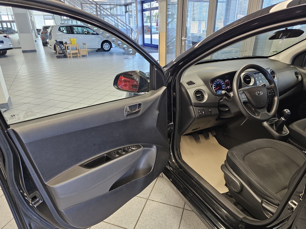 Hyundai i10 bei Hoffmann Automobile in Wolfsburg kaufen und sofort mitnehmen - Bild 18