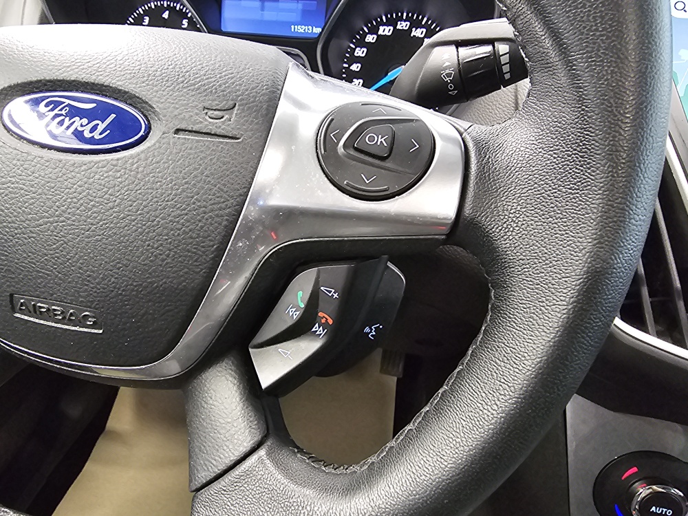 Ford Focus bei Hoffmann Automobile in Wolfsburg kaufen und sofort mitnehmen - Bild 13